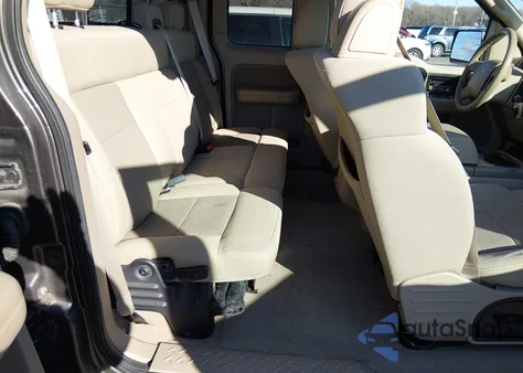 2005 Ford F-150 Fx4/Lariat/Xl/Xlt z USA, uszkodzony, nr VIN 1FTPX14515FA72111